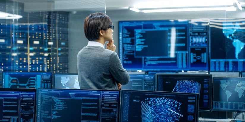 Image of one of the tourist boats